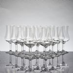 1333 8104 WINE TASTING G..